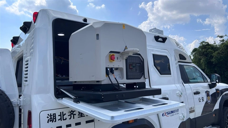 Emergency & Counter-Terrorism Command Vehicle high quality